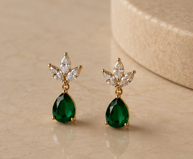 Enchanting Emerald Green Tear-Drop Earrings