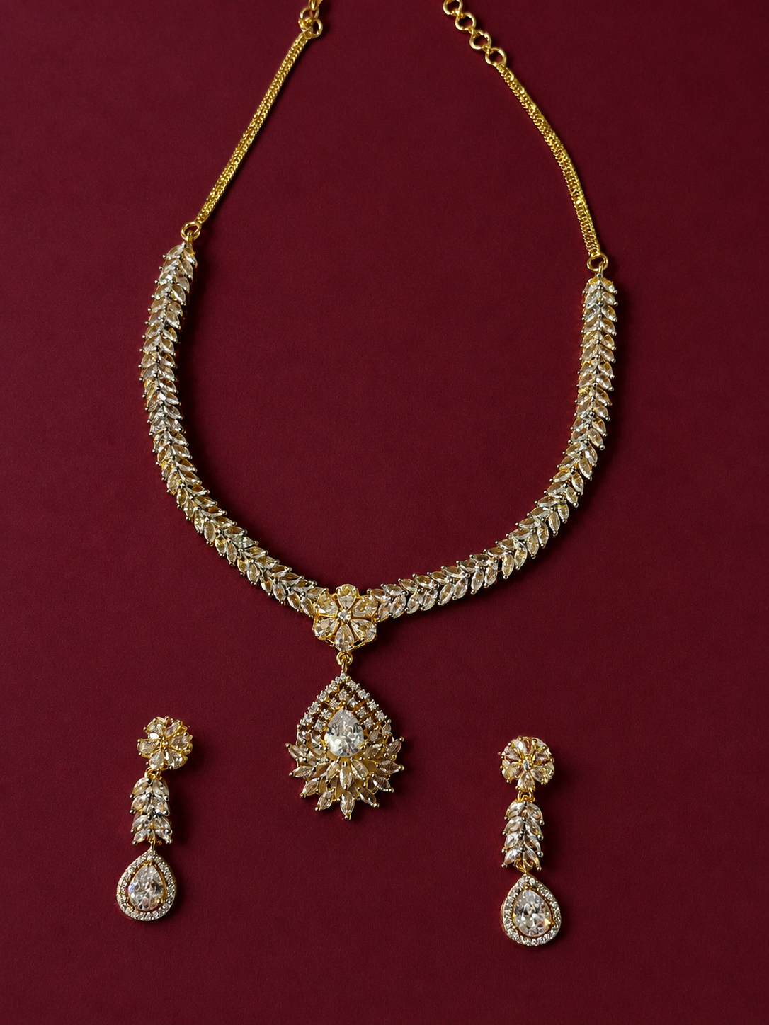 Majestic Leaf & Teardrop Cluster Necklace Set
