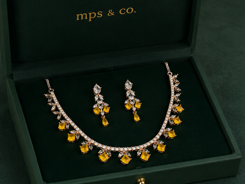 Canary Blossom Radiant Droplet Necklace Set
