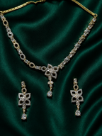Geometric Flora Teardrop Necklace Set