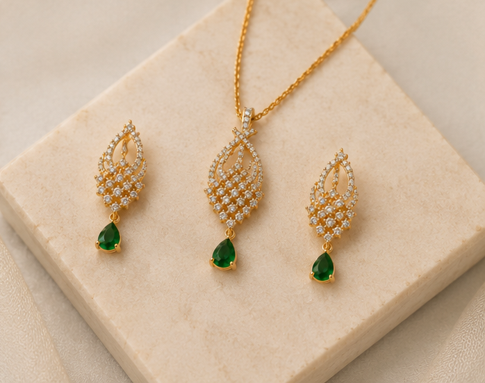 Emerald Drop Lattice Pendant Set