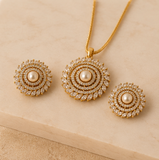 Pearl Radiance Pendant Set